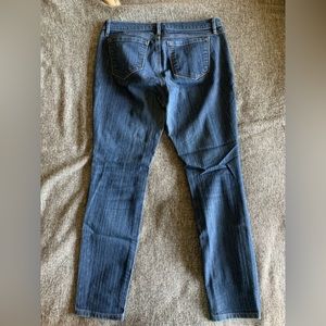 Gently used size 8 modern skinny Loft blue jeans